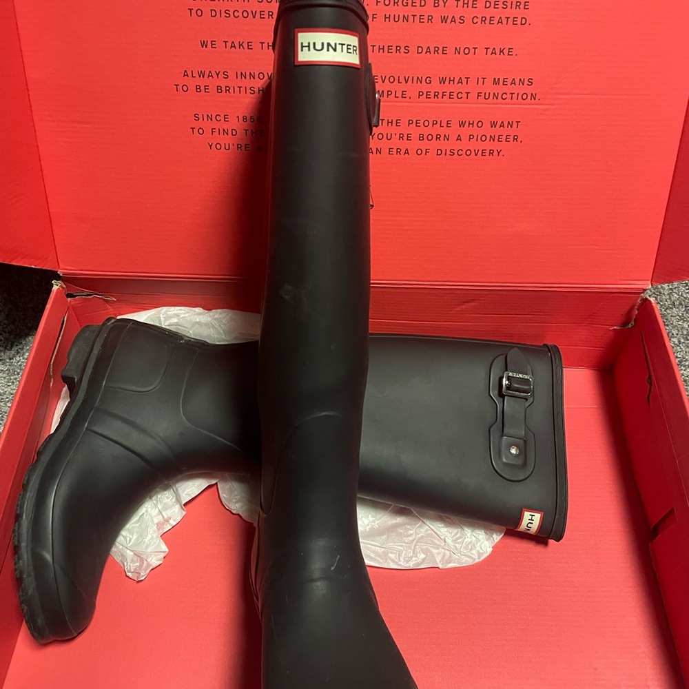 Hunter Women's Black Rain Boots